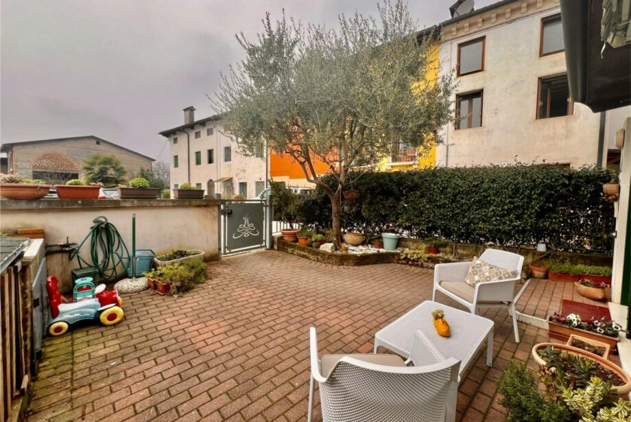 Vendita Villa a Schiera Creazzo